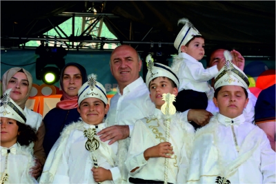 Darıca’da sünnet şöleni kayıtları devam ediyor