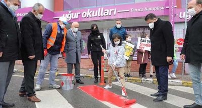 Darıca’da yaya geçitlerinde 'kırmızı çizgi' dönemi