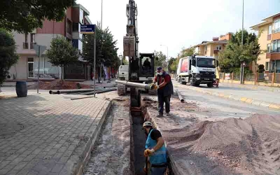 Derince’deki 10 mahallenin altyapısı yenileniyor