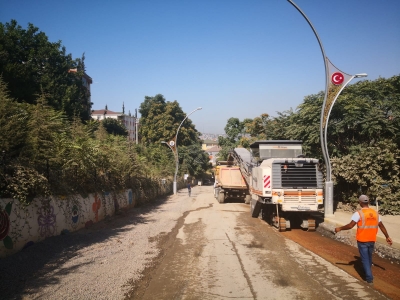 Dilovası Bağdat Caddesi’nde Sıra Üstyapı Çalışmasında