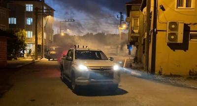 Dilovası Belediyesi, sivrisinek ve haşerelere savaş açtı 