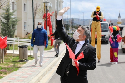 DİLOVASI'NDA 23 NİSAN COŞKUSU EKSİKSİZ YAŞANDI