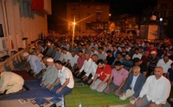 Dilovası’nda Nöbetler Devam Ediliyor
