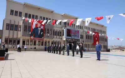 Dilovası’nda sosyal mesafeli anma töreni