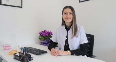 Dişlerde Renk Değişikliğine Dikkat !