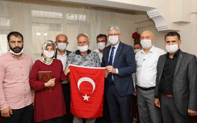 Ellibeş, gazilerden sonra şehit ailelerine gitti