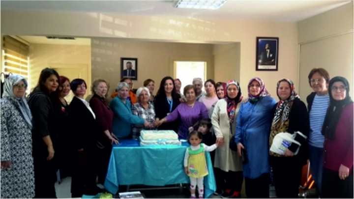 EMEKLİLERE TOPLU DOĞUM KUTLAMASI