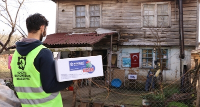 Evlere sıcak yemek gidiyor