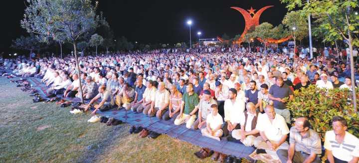 DARICA KADİR GECESİNİ BİRLİKTE KUTLADI