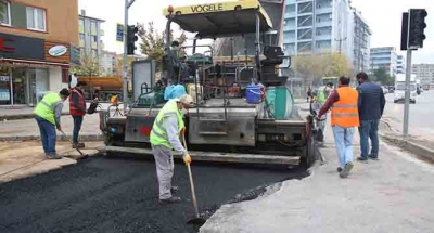Gebze’de altyapı sonrası asfalt seriliyor
