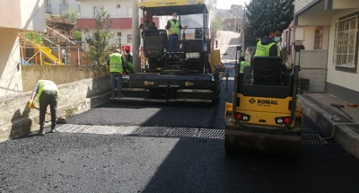 Gebze’de sokaklarında Sıcak asfalt çalışmaları