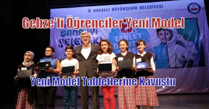 Gebze’deki öğrenciler yeni nesil tabletlerine kavuştu