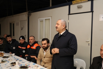 Gebze’nin temizlik neferlerini göreve; Başkan Büyükgöz Uğurladı