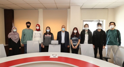 Genç mucitler Başkan Büyükgöz’e konuk oldu