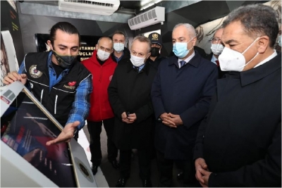 Gençlerimizi ve Ailelerini Bilgilendiriyor