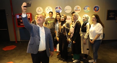 Gençlerle buluşmak için can atıyoruz