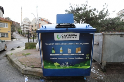Geri dönüşüm konteynerleri yenileniyor