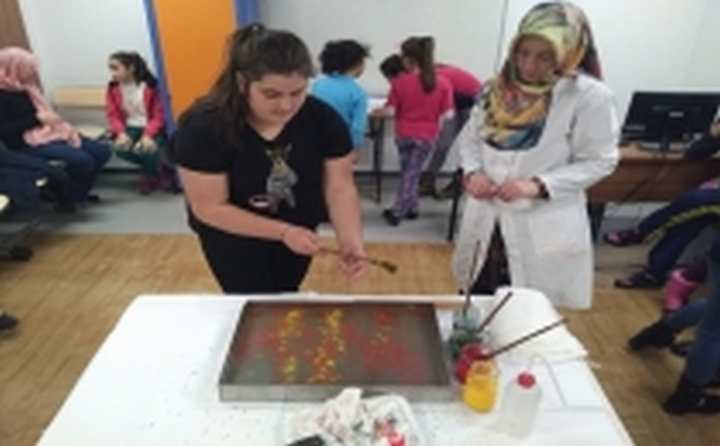 GESMEK ÇOCUK'TA EBRU DERSLERİ BAŞLADI