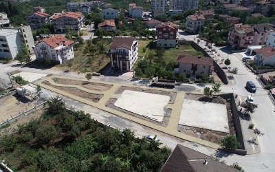 GÖLCÜK BELEDİYESİ NARLI PARKIN DA YAPIMINA BAŞLADI