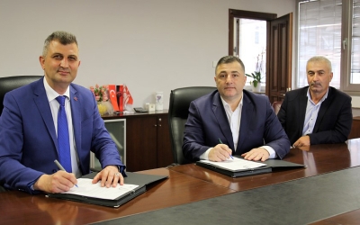 GÖLCÜK BELEDİYESİ’NDE TOPLU İŞ SÖZLEŞMESİ İMZALANDI