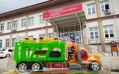 İDO’dan çocuklara bir gemi dolusu oyuncak sevinci