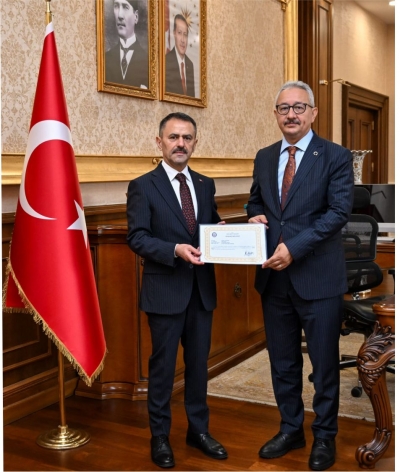 İl Milli Eğitim Müdürü Ömer Akmanşen’den, Vali İlhami Aktaş'a Veda Ziyareti Gelen Kutusu  kocaeli.basin