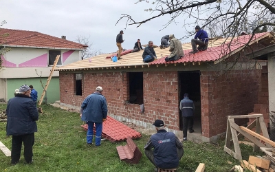 İmece usulü inşa ediliyor