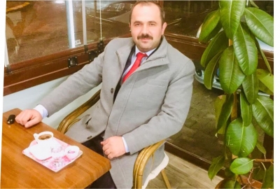 İNİN CUMHURBAŞKANIMIZIN SIRTINDAN