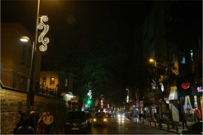 İnönü Caddesi gece bir başka güzel oldu