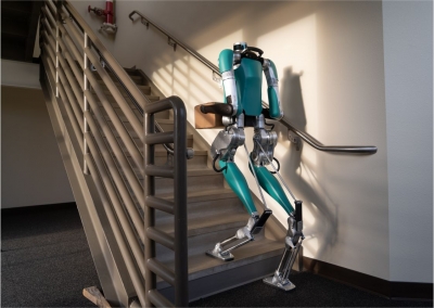 İnsan gibi hareket eden ilk teslimat robotu Digit göreve hazır