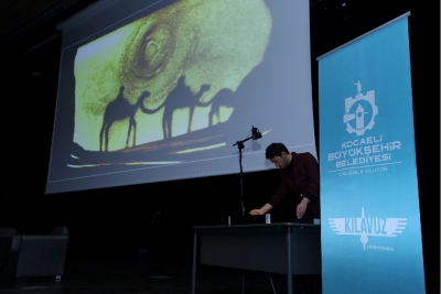 İnsanlığa katkı sağlayacak bir nesil yetiştirme gayretindeyiz