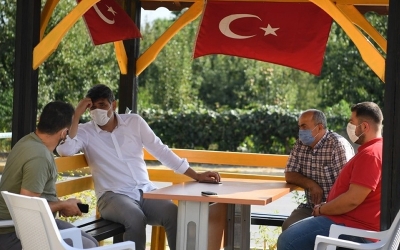 İSTEKLERİNİ DUYDU TAKSİCİLERE KONUK OLDU