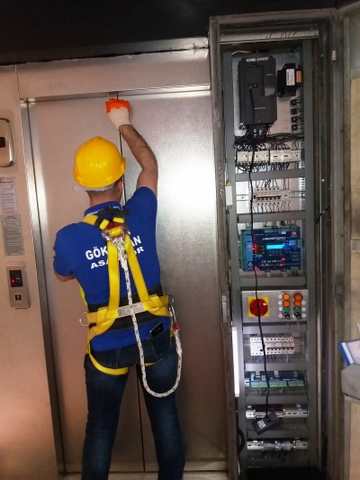 İZMİT’TE 6 AYDA 1078 ASANSÖRÜN MUAYENESİ YAPILDI