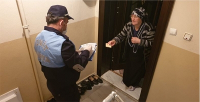 İzmit’te 65 yaş üstü emeklinin maaşı kapısına geliyor!