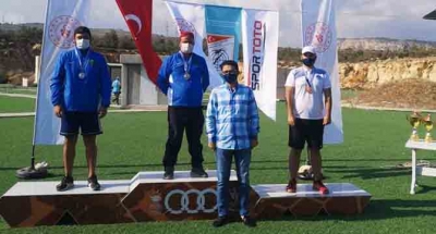 Kağıtsporlu atıcılar başarıya doymuyor