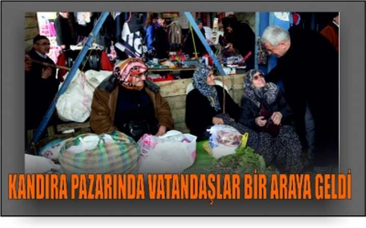 Kandıra Pazarında Vatandaşlar Bir Araya Geldi