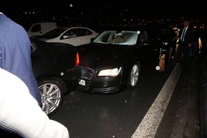 Karabacak ve Ekibi Dilovası'nda Kaza Yaptı 