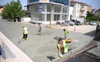 KARTEPE ANKARA CADDESİNE YOL BETONU ATILDI