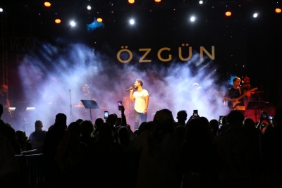 Kartepe, Özgün konseriyle şenlendi