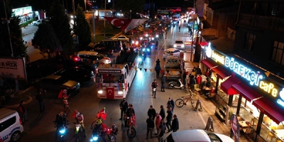KARTEPE’DE CUMHURİYET KONVOYU