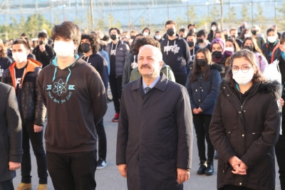 Kaymakam Güler ve Başkan Büyükgöz Yücel Boru Lisesi’nde Bayrak Töreninde