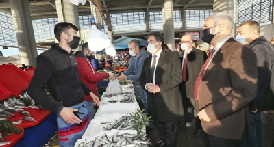 Kaymakam Güler ve Başkan Büyükgöz’den Pazar denetimi