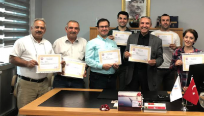 Kaymakam Kara’dan Kadastro personeline başarı belgesi