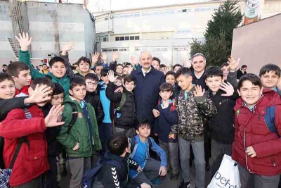 Kendi Sırasında Öğrencilerle Anılarını Paylaştı