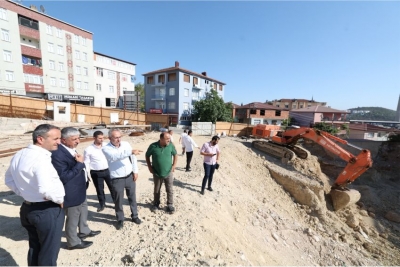 Kent Meydanı Çalışmalarını İnceledi