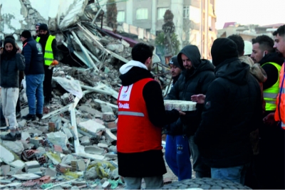 KIZILAY AFET BÖLGELERİNDE BESLENME HİZMETLERİNİ SÜRDÜRÜYOR