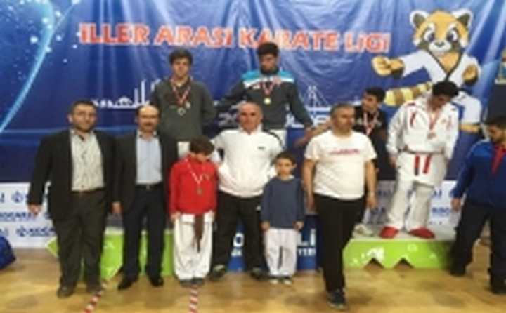 KOCAELİ KARATE LİGİNDE DARICA RÜZGARI ESTİ