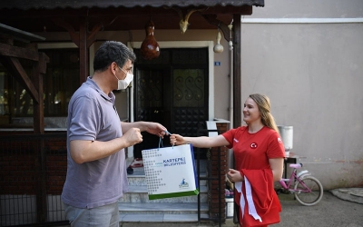 KOCAMAN’DAN MİLLİ SPORCULARA ZİYARET