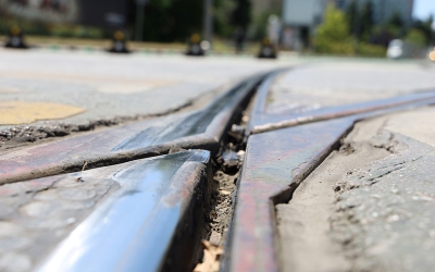 Konforlu yolculuk için Akçaray’ın rayları taşlanacak