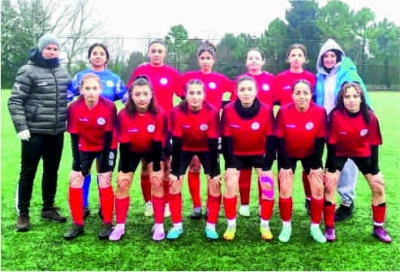 Körfez kızları İstanbul ekibini farklı yendi